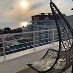 Lux4 Seaview & 43' Tv Netflix