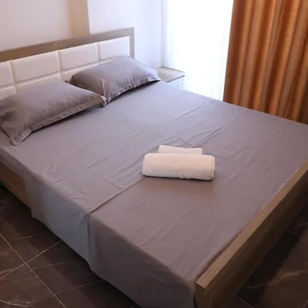 Apartment Lux4 Seaview & 43' Tv Netflix Shengjin