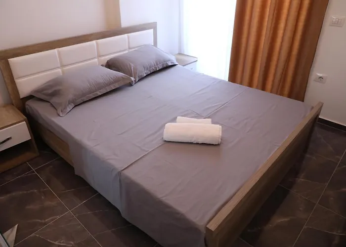 Apartman Lux4 Seaview & 43' Tv Netflix Shëngjin