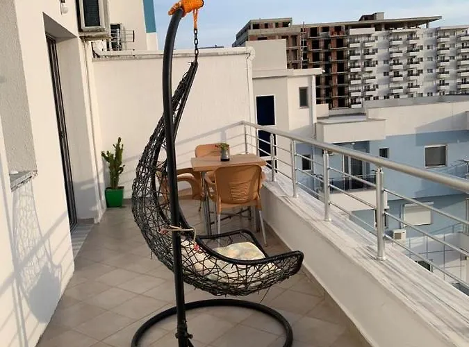 Apartman Lux4 Seaview & 43' Tv Netflix Shëngjin