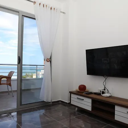Lux4 Seaview & 43' Tv Netflix Apartamento