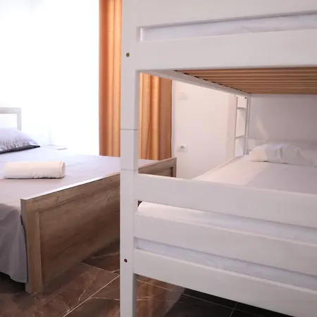 Lux4 Seaview & 43' Tv Netflix